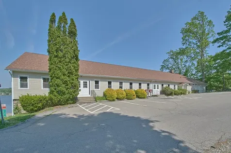 34 Lakeside Drive North Salem NY 10560