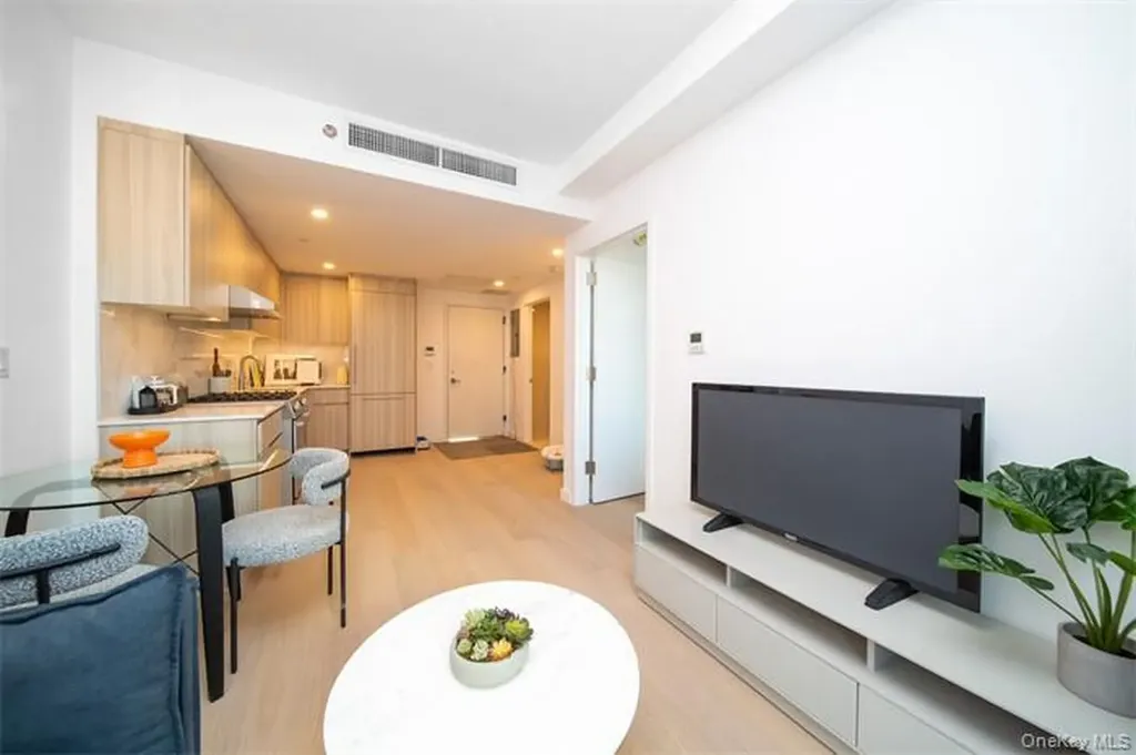 3371 Prince Street Flushing NY 11354