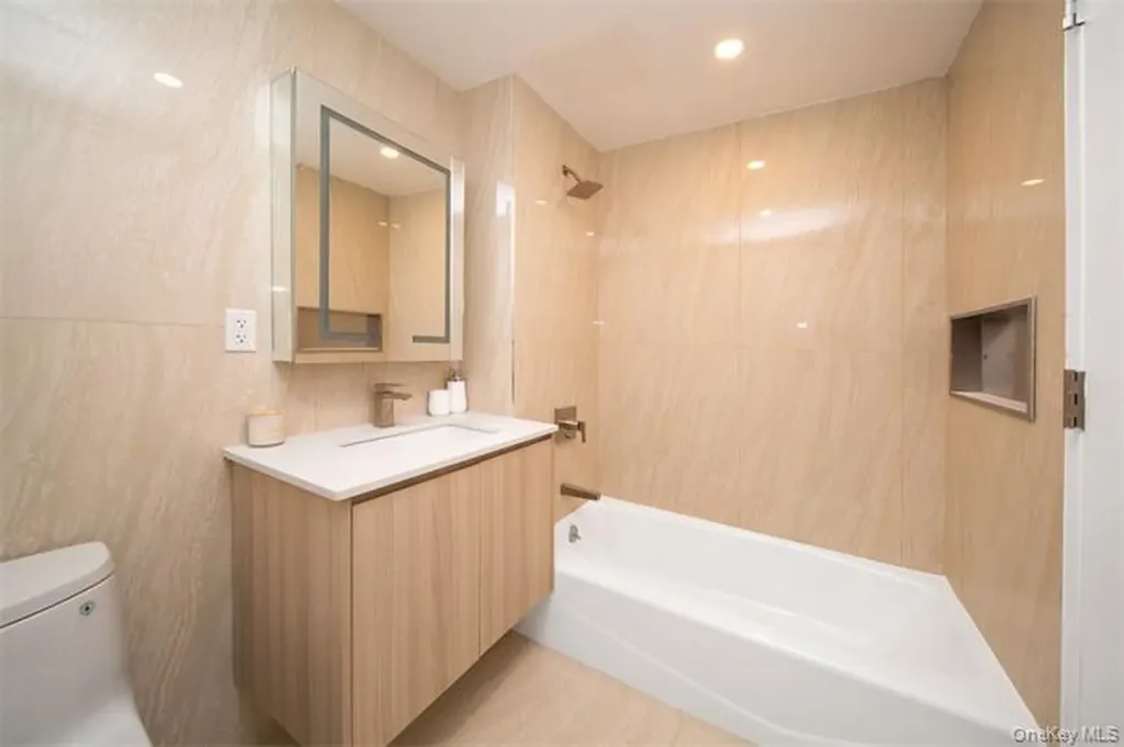3371 Prince Street Flushing NY 11354