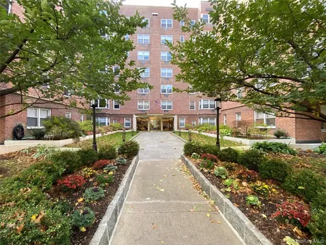 120 E Hartsdale Avenue Hartsdale NY 10530