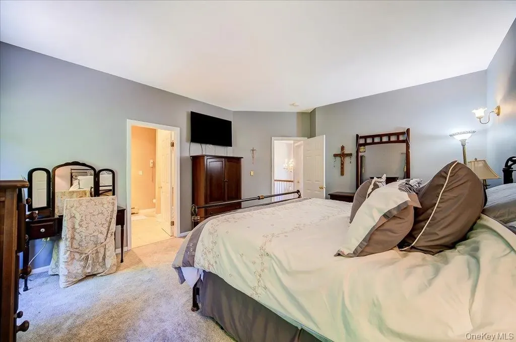 104 Wiccopee Road Putnam Valley NY 10579