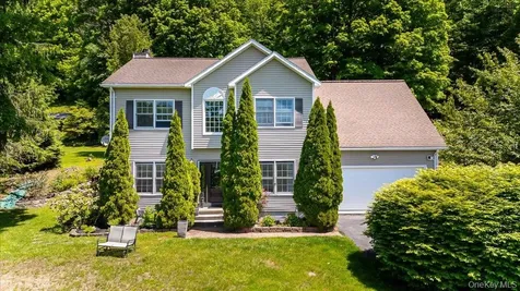 104 Wiccopee Road Putnam Valley NY 10579
