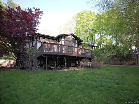 31 Dawn Lane Suffern NY 10901