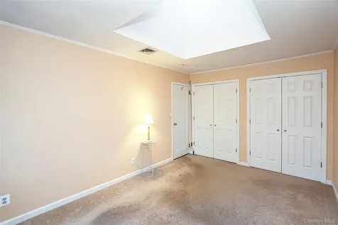 12 Ronan Road Glen Cove NY 11542