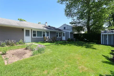 12 Ronan Road Glen Cove NY 11542