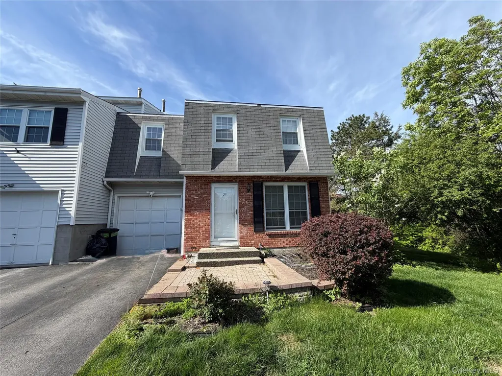 23 Hawthorn Court Fishkill NY 12524