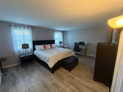 23 Hawthorn Court Fishkill NY 12524