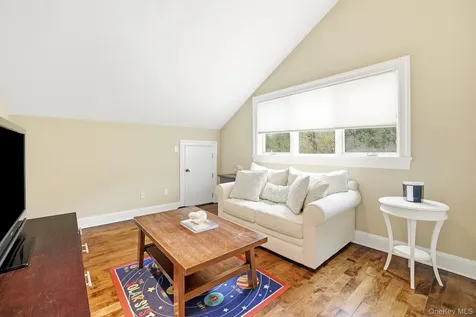 22 Random Farms Circle Chappaqua NY 10514