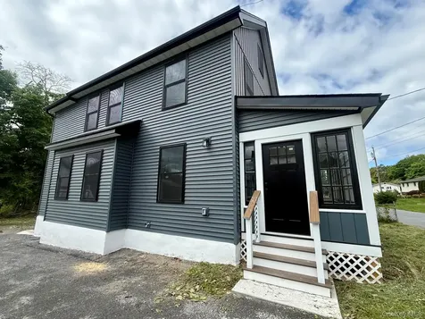 7 Frost Lane Cornwall NY 12518