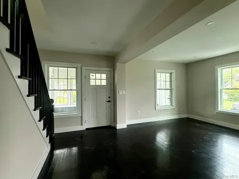 7 Frost Lane Cornwall NY 12518