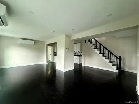 7 Frost Lane Cornwall NY 12518