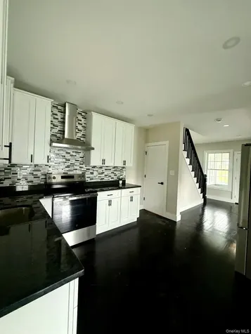 7 Frost Lane Cornwall NY 12518