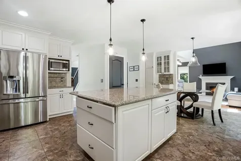 31 Ridge Road Cortlandt Manor NY 10567