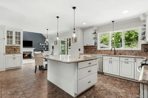 31 Ridge Road Cortlandt Manor NY 10567
