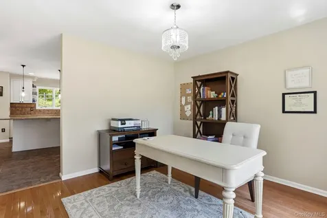 31 Ridge Road Cortlandt Manor NY 10567