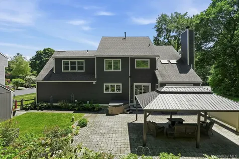 31 Ridge Road Cortlandt Manor NY 10567