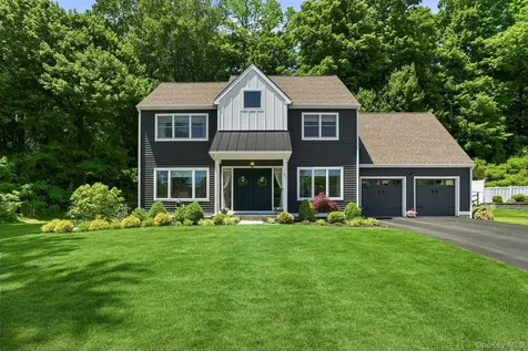 31 Ridge Road Cortlandt Manor NY 10567
