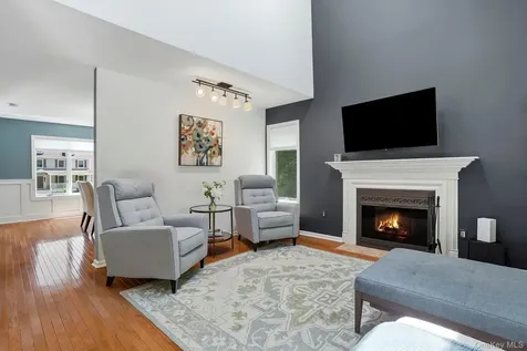 31 Ridge Road Cortlandt Manor NY 10567