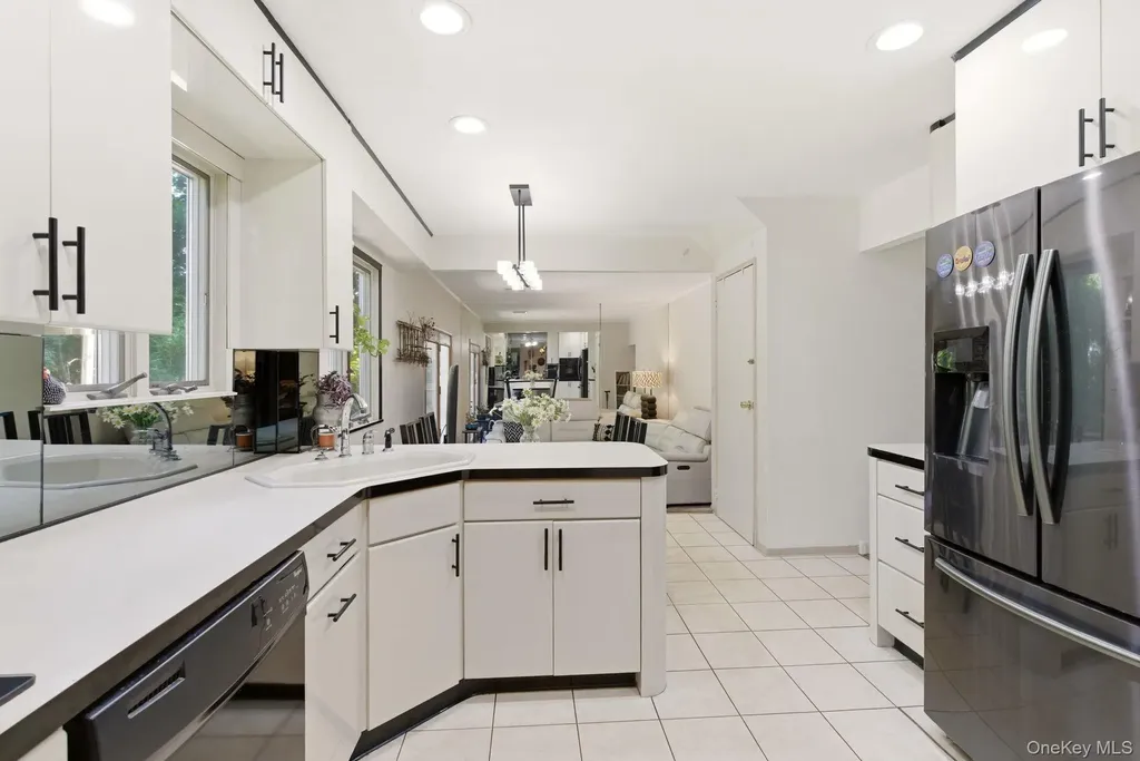 61 Hofstra Drive Smithtown NY 11787