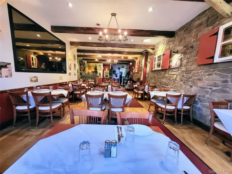 4507 Ditmars Boulevard Astoria NY 11105