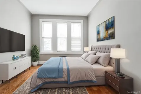 4507 Ditmars Boulevard Astoria NY 11105