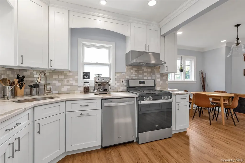 26 Latimer Court Rockville Centre NY 11570