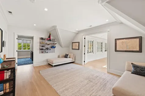 9 Terrace Circle Armonk NY 10504