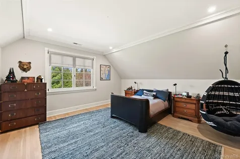 9 Terrace Circle Armonk NY 10504