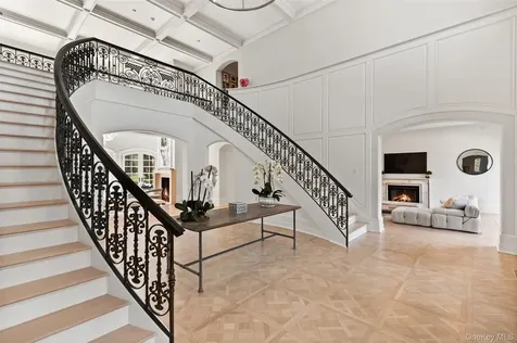 9 Terrace Circle Armonk NY 10504