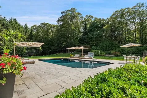 9 Terrace Circle Armonk NY 10504