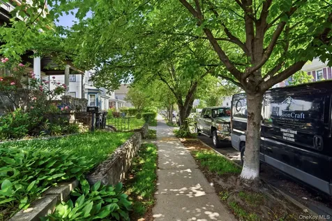 123 Fourth Avenue Pelham NY 10803