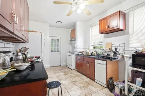 123 Fourth Avenue Pelham NY 10803