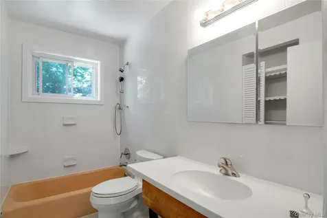 3 Shaw Lane Hartsdale NY 10530