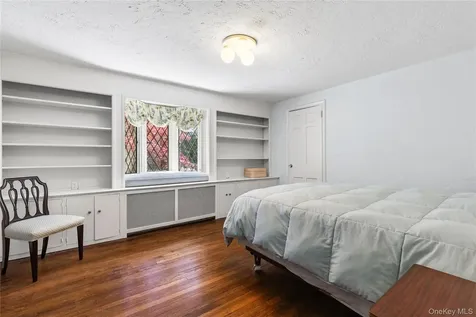 16 West Drive Larchmont NY 10538