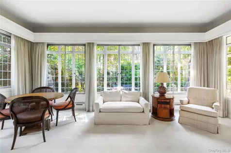 16 West Drive Larchmont NY 10538