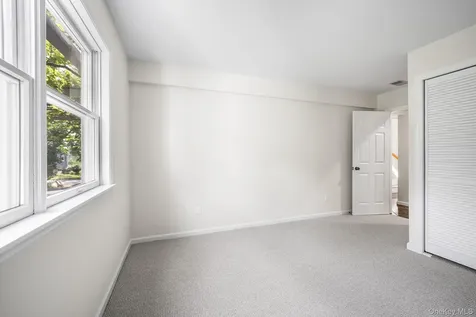 110 Franklin Avenue Valhalla NY 10595
