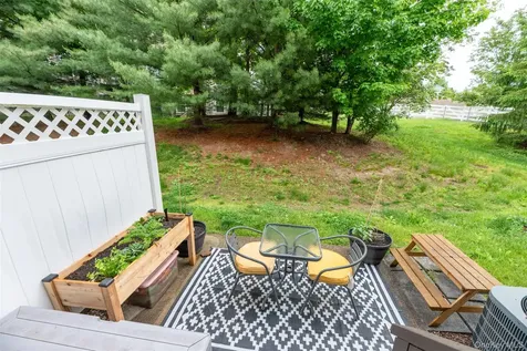 13 Gillian Court Monroe NY 10950