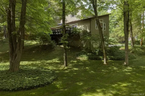 360 Mills Cross Road Staatsburg NY 12580