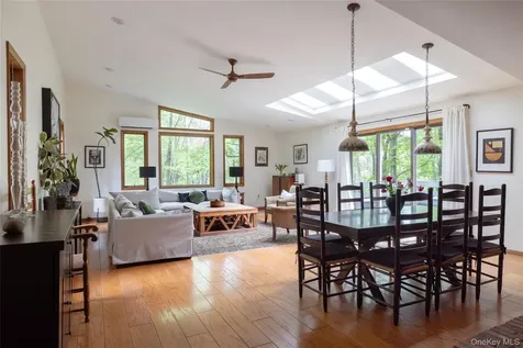360 Mills Cross Road Staatsburg NY 12580