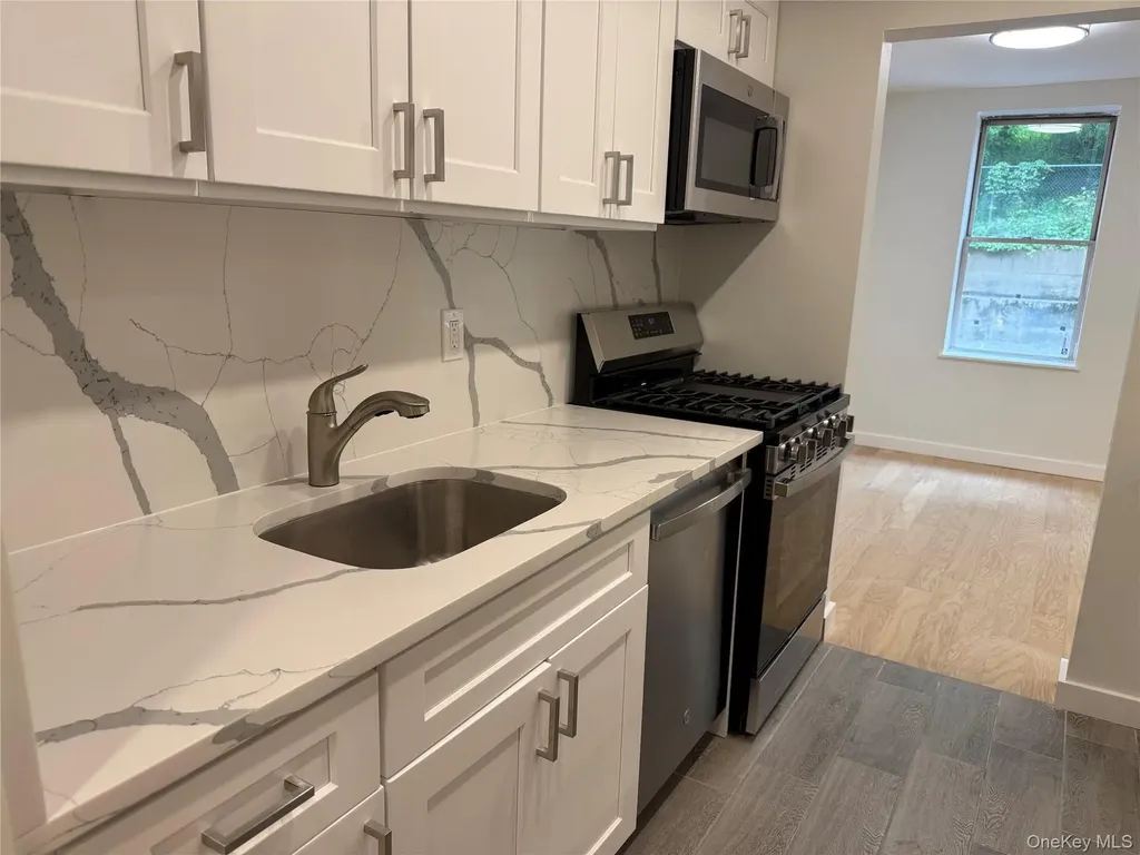 632 Warburton Avenue Yonkers NY 10701