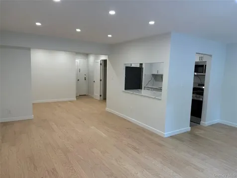 632 Warburton Avenue Yonkers NY 10701