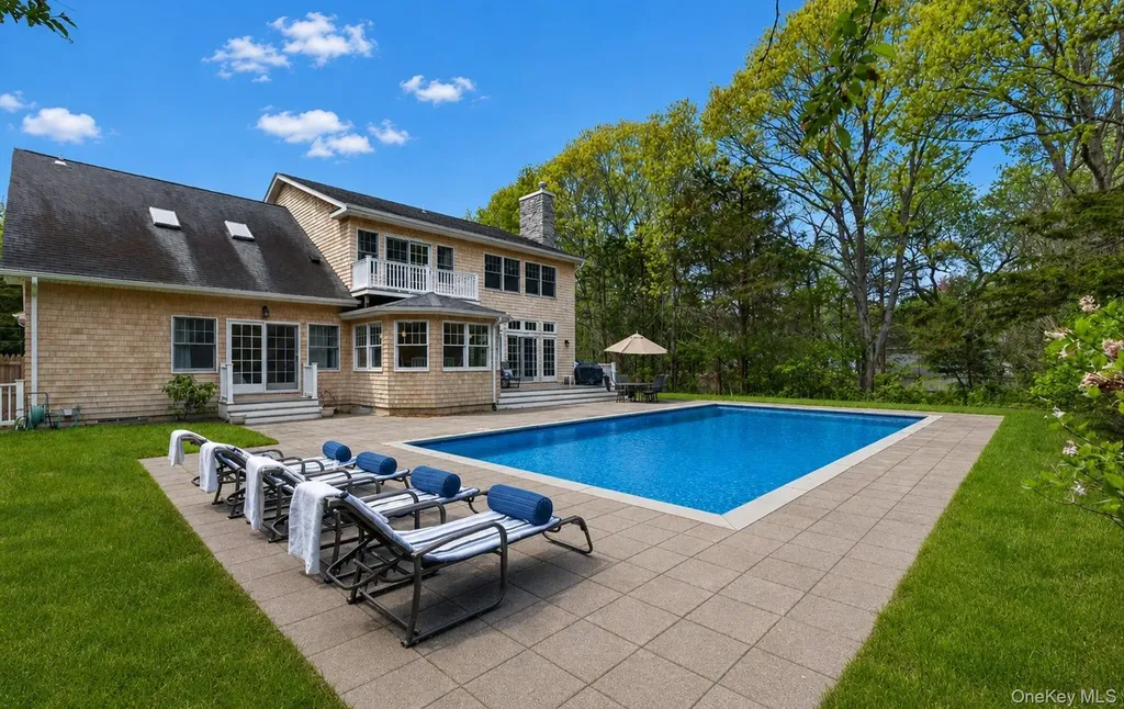 9 Briarsweet Lane East Hampton NY 11937