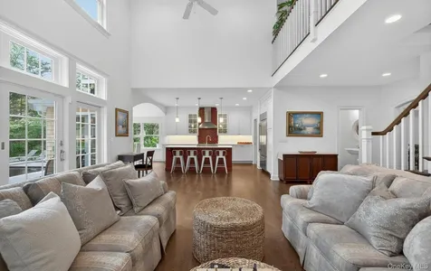 9 Briarsweet Lane East Hampton NY 11937