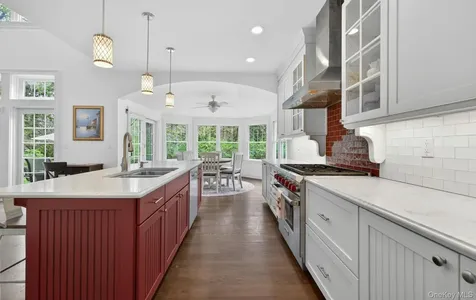 9 Briarsweet Lane East Hampton NY 11937