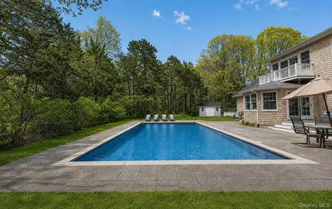 9 Briarsweet Lane East Hampton NY 11937