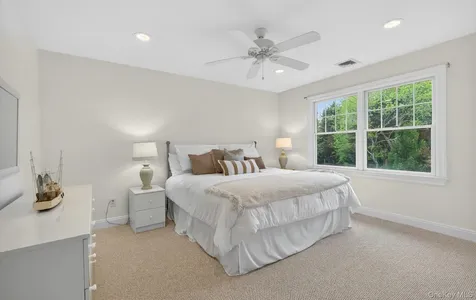 9 Briarsweet Lane East Hampton NY 11937