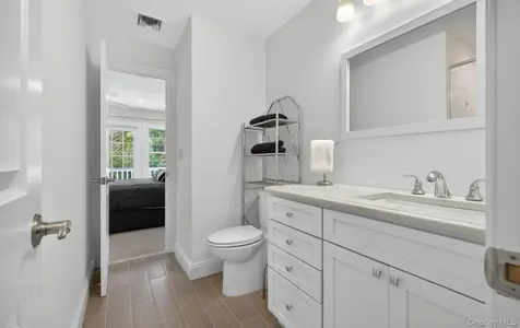 9 Briarsweet Lane East Hampton NY 11937