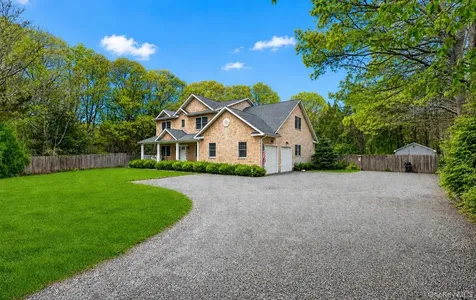 9 Briarsweet Lane East Hampton NY 11937