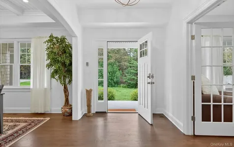 9 Briarsweet Lane East Hampton NY 11937