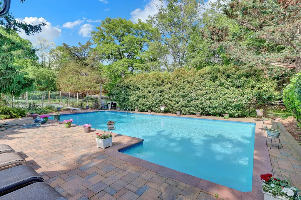 15 Stillwater Road Nissequogue NY 11780